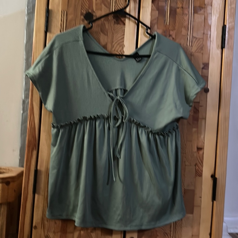 Size medium green SHEIN dress shirt